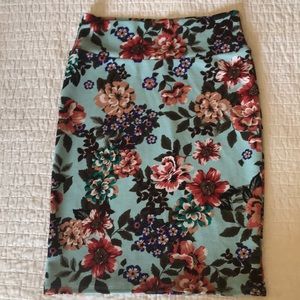 Lularoe Cassie